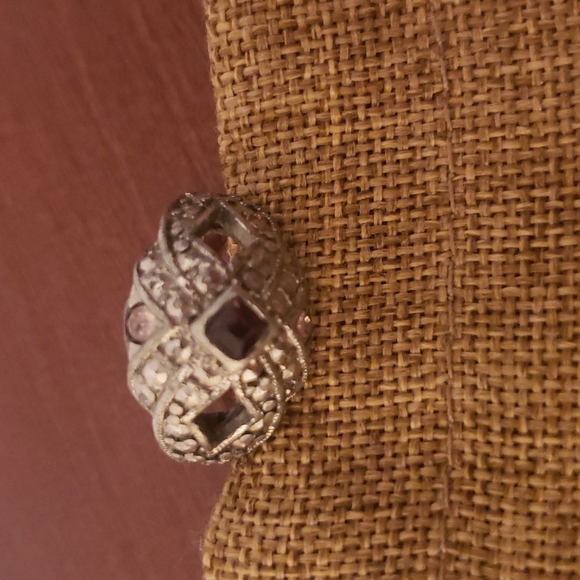 Ring - Picture 3 of 3